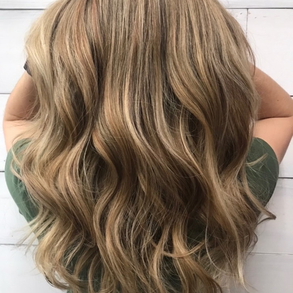 Meet your Posher, Lana